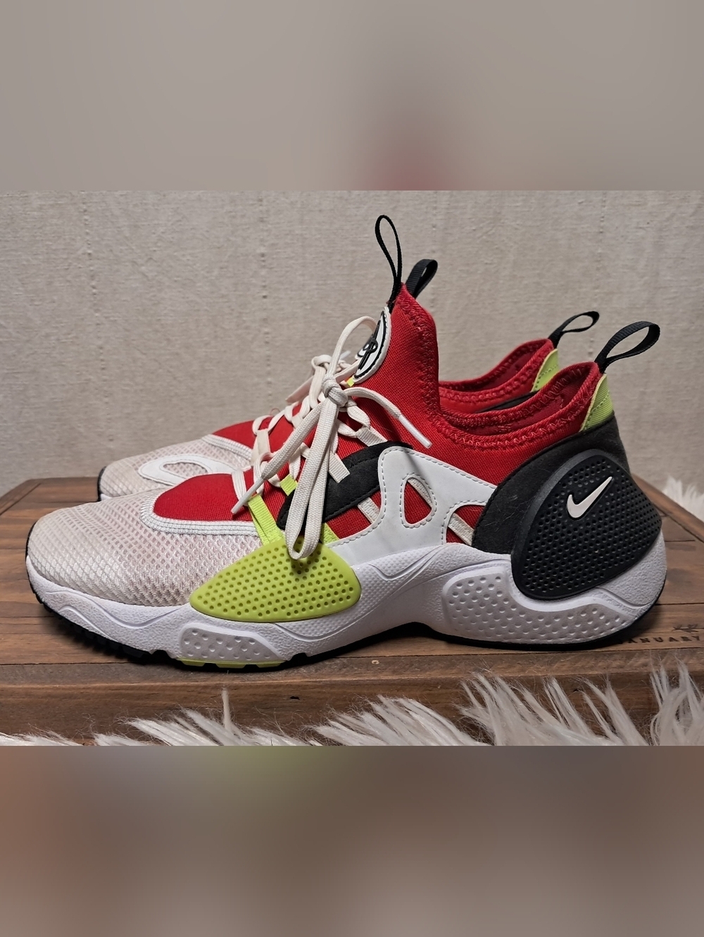 Nike Huarache E.D.G.E. TXT Athletic "Red, White, Volt" Sneakers Size 9